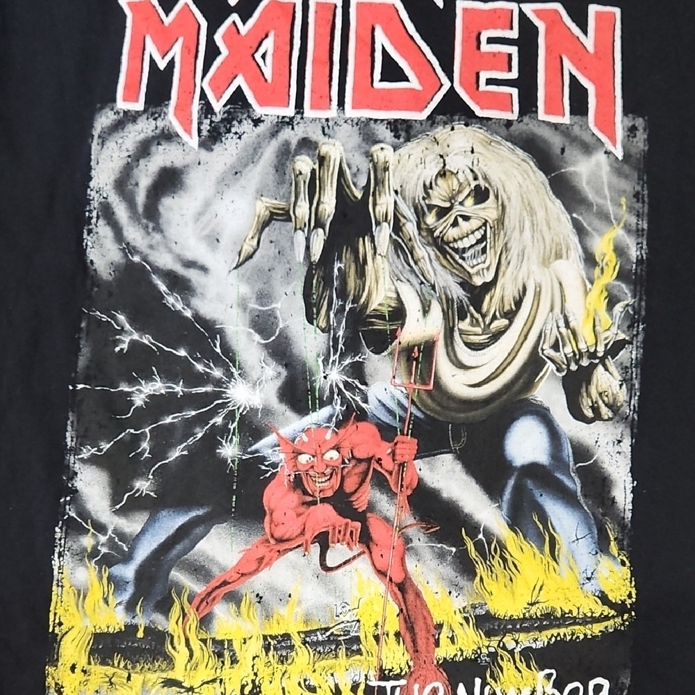Iron Maiden Graphic T-Shirt - Picture 2 of 6